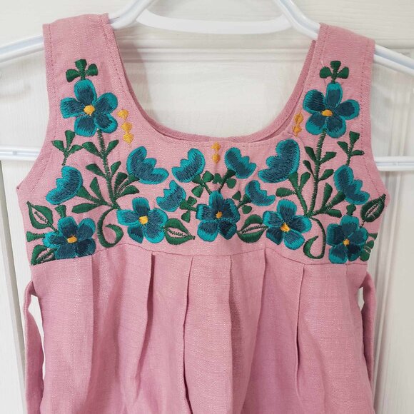 Pink dress - Picture 3 of 4